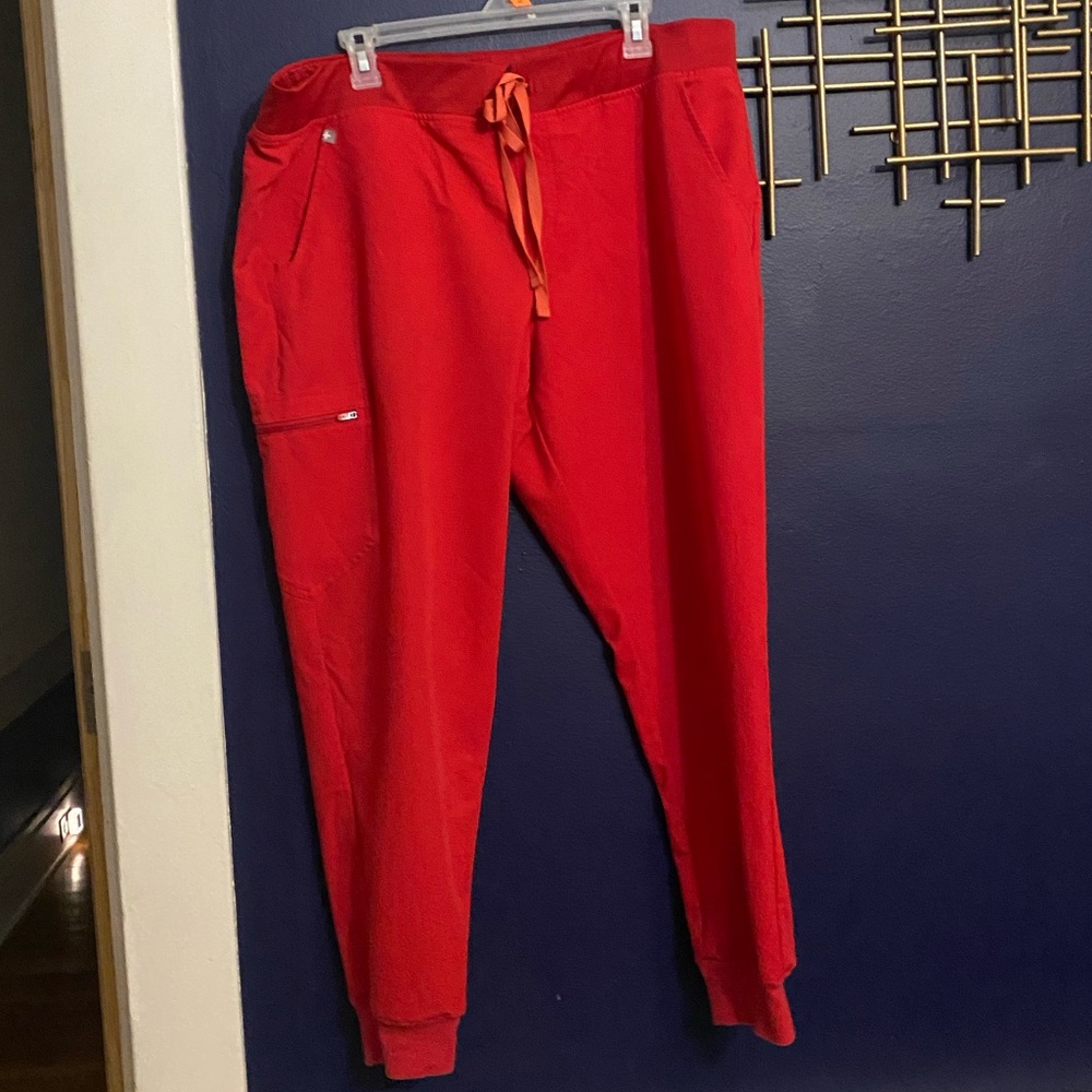 Women’s figs scrub pants size xxl